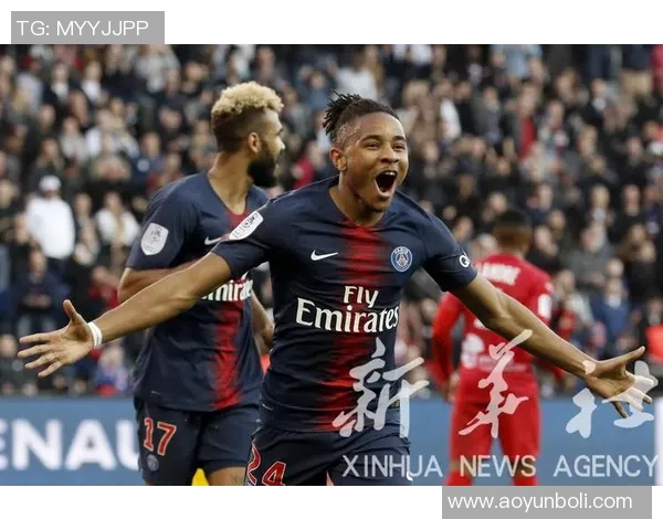 巴黎与尼姆精彩对决集锦回顾赛场瞬间尽显足球魅力与激情 巴黎与尼姆精彩对决集锦回顾赛场瞬间尽显足球魅力与激情