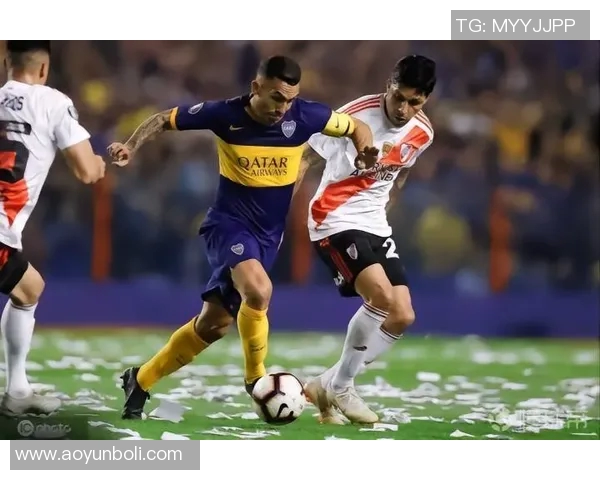 特维斯领衔博卡强势对决河床激情碰撞引发球迷热议 特维斯领衔博卡强势对决河床激情碰撞引发球迷热议