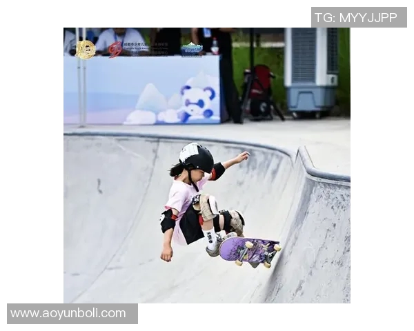 重庆极限运动队在世界滑板锦标赛中的精彩表现与实力分析 重庆极限运动队在世界滑板锦标赛中的精彩表现与实力分析